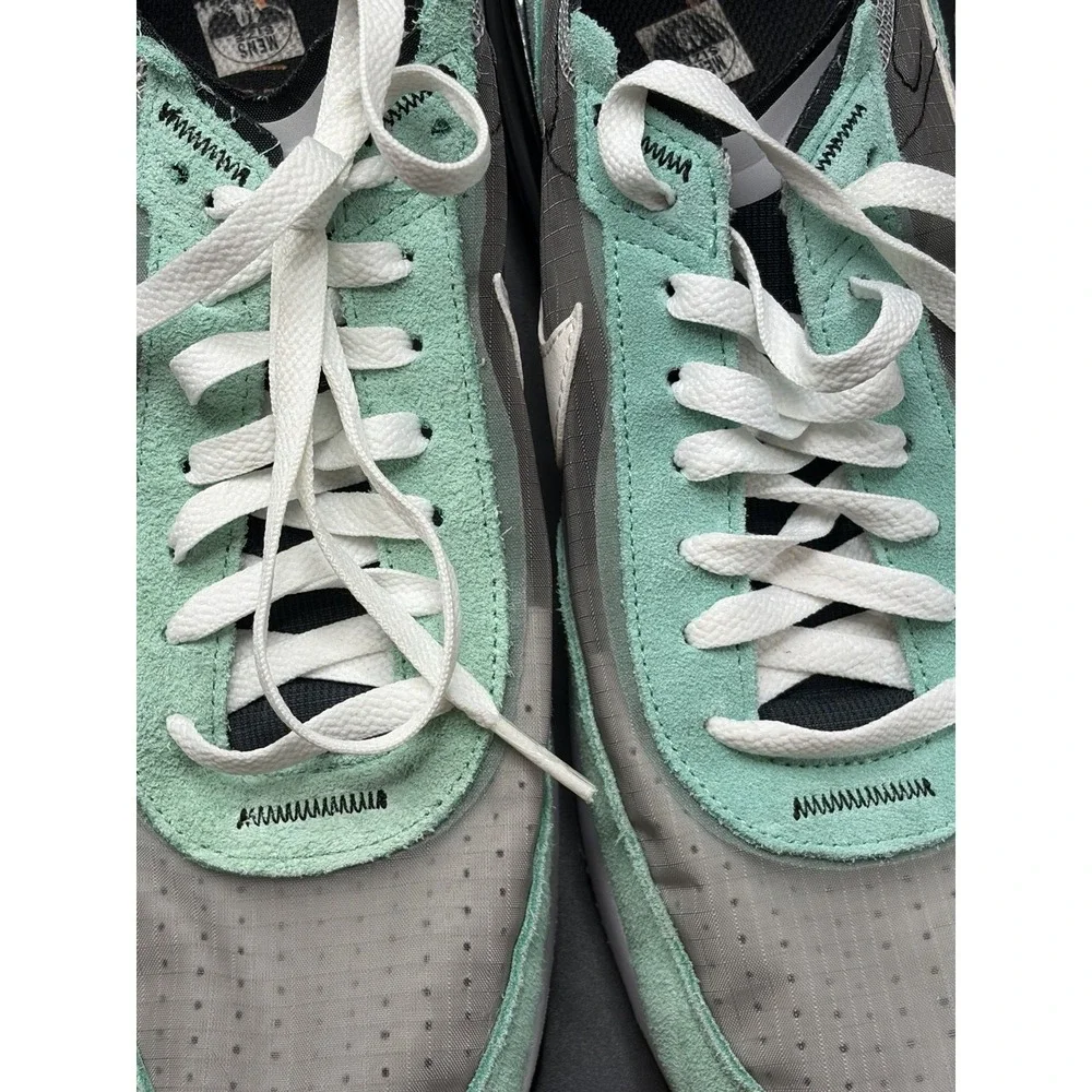 Nike Waffle One SE Waffle One Men's Size 10 Black Light Menta DD8014-005